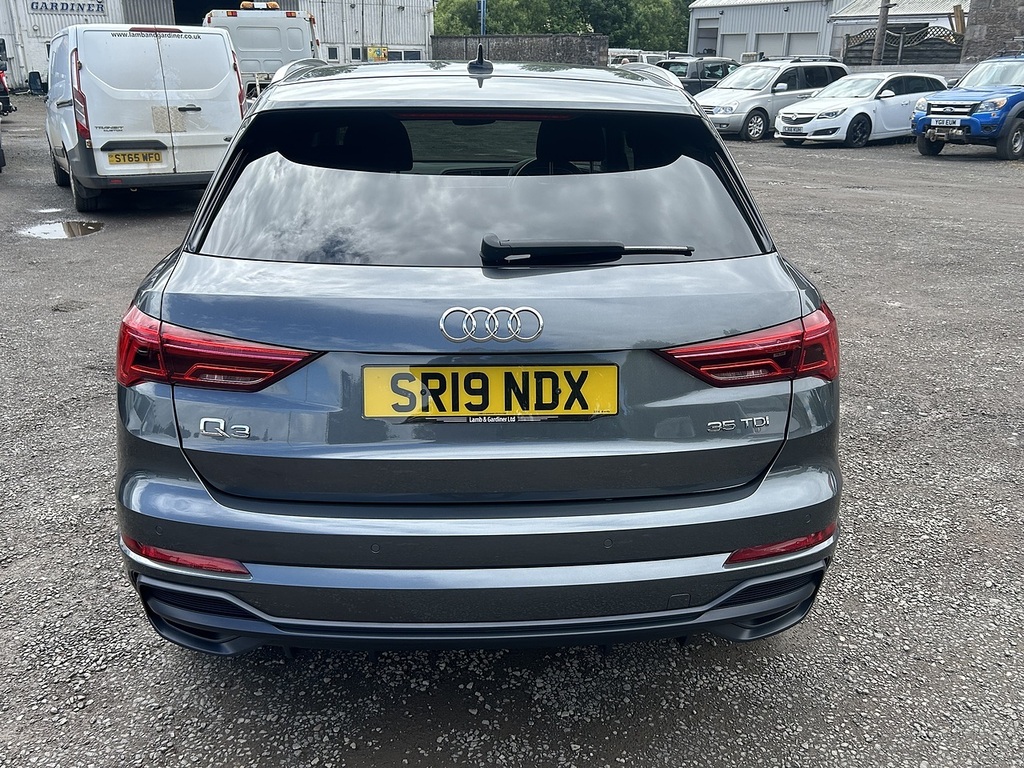 Audi Q3 2.0 Tdi 35 S Line Suv S Tronic Euro 6 Grey #3