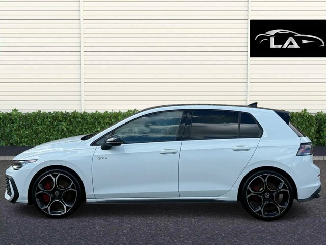 Volkswagen Golf 2025 2.0 Tsi Gti Dsg Euro 6 Ss SJ74KBN White #3