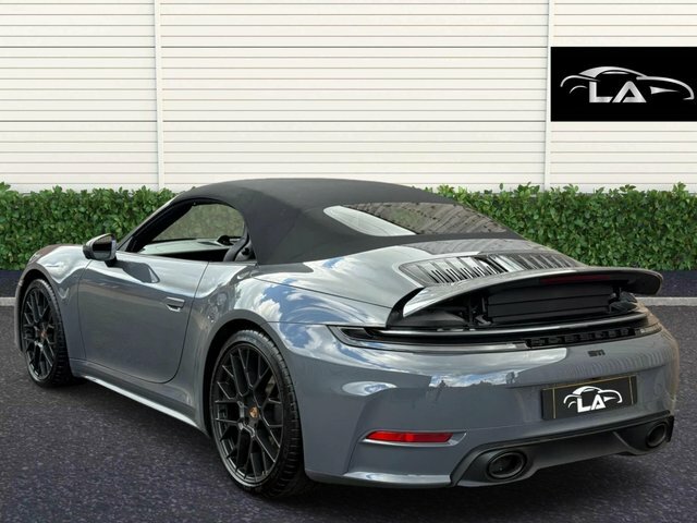 Porsche 911 Carrera S-a 2025 Black #11