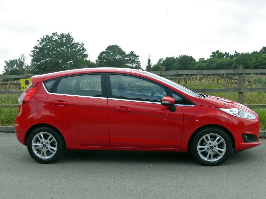 Ford Fiesta Petrol EA64OWC #5