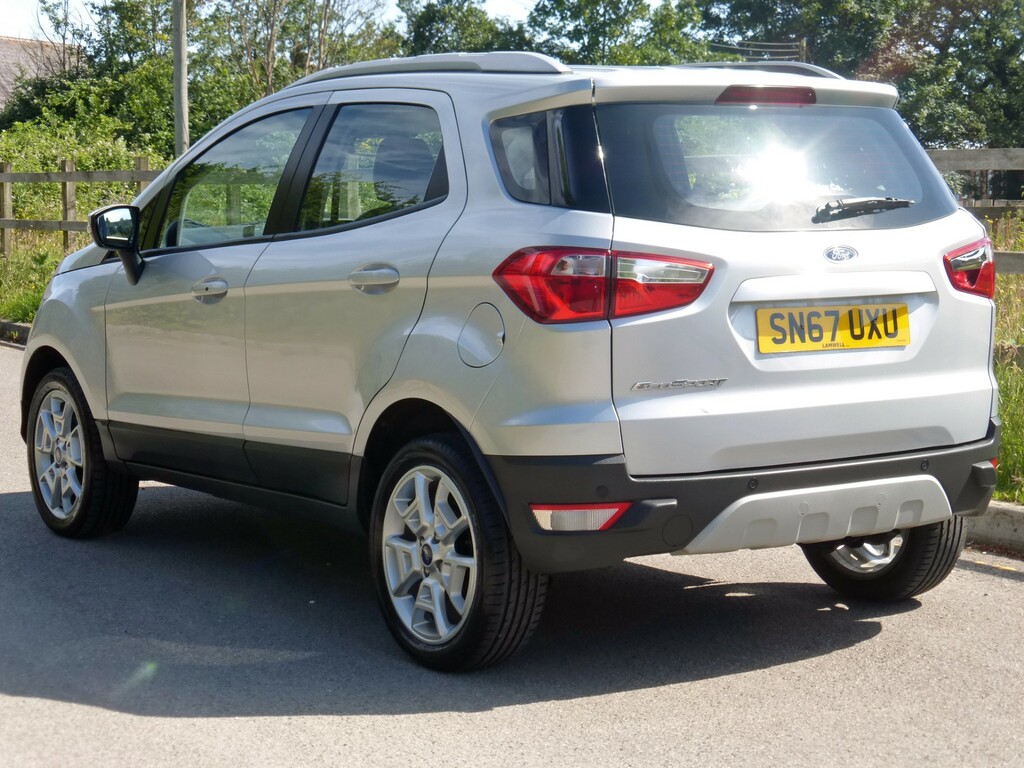 Ford Ecosport Petrol #6