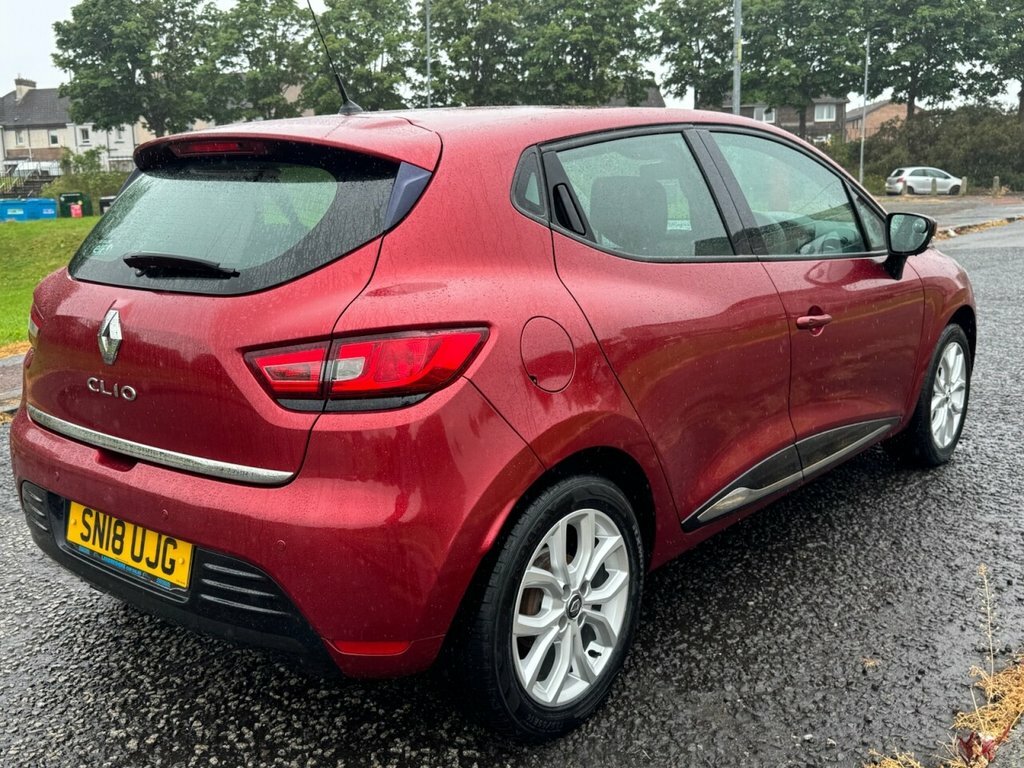 Renault Clio 1.2L Dynamique Nav Red #6