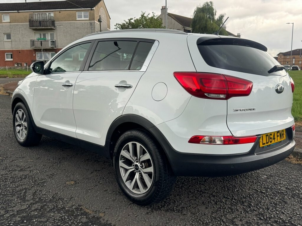 Kia Sportage 1.6L 2 LD64FWR White #3