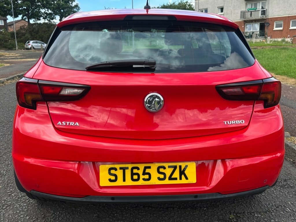 Vauxhall Astra 1.4L Energy ST65SZK Red #4