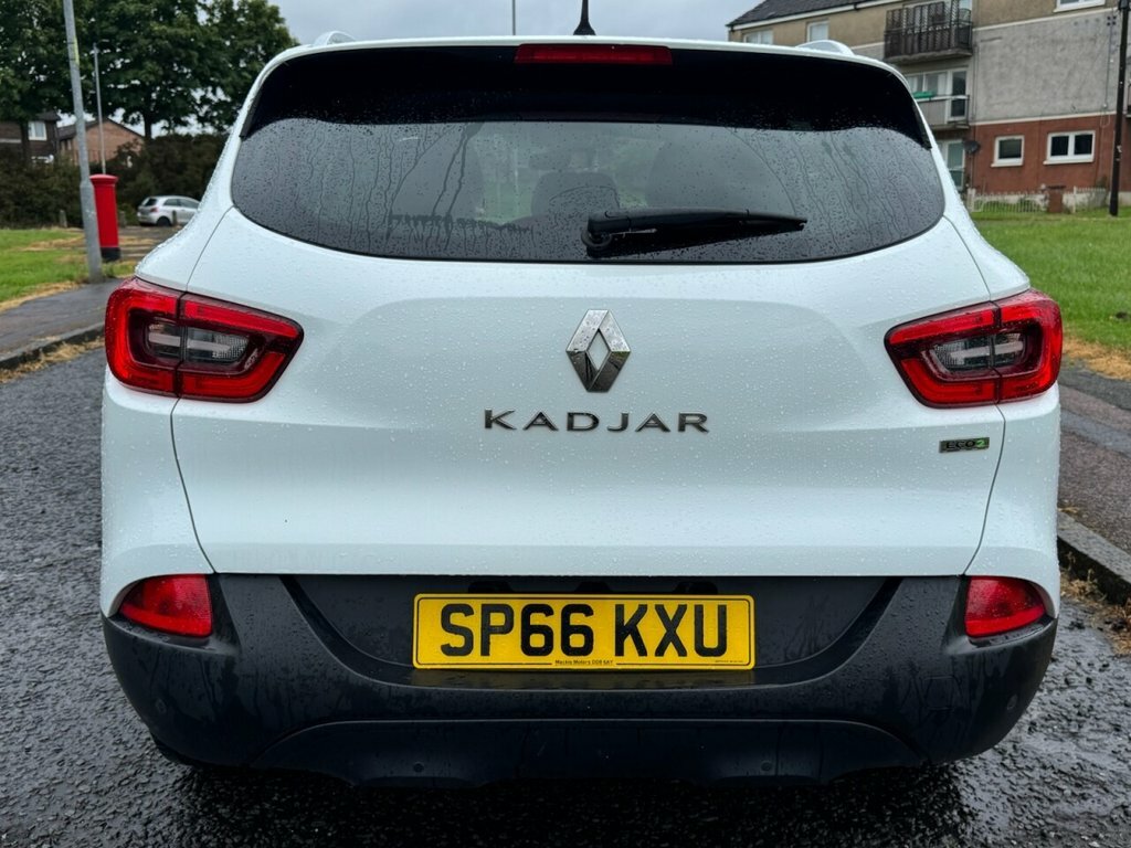 Renault Kadjar 1.5L Dynamique S Nav White #4
