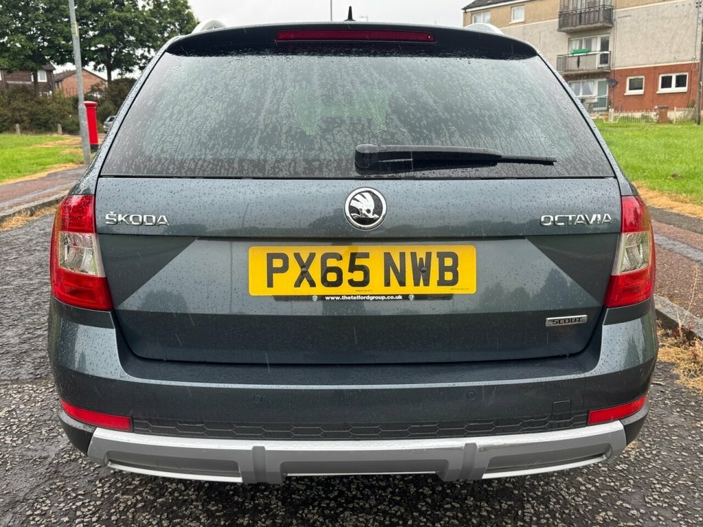 Skoda Octavia 2L Scout Grey #4