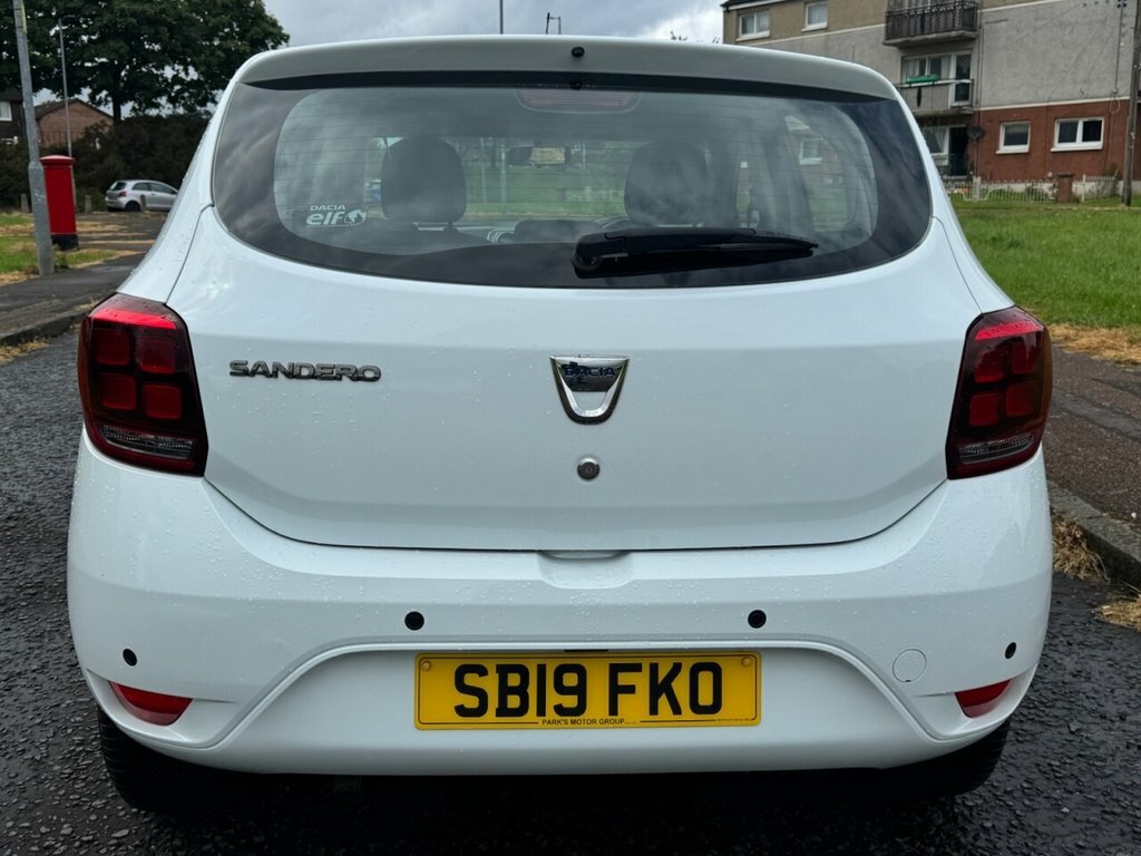 Dacia Sandero 0.9L Comfort White #4