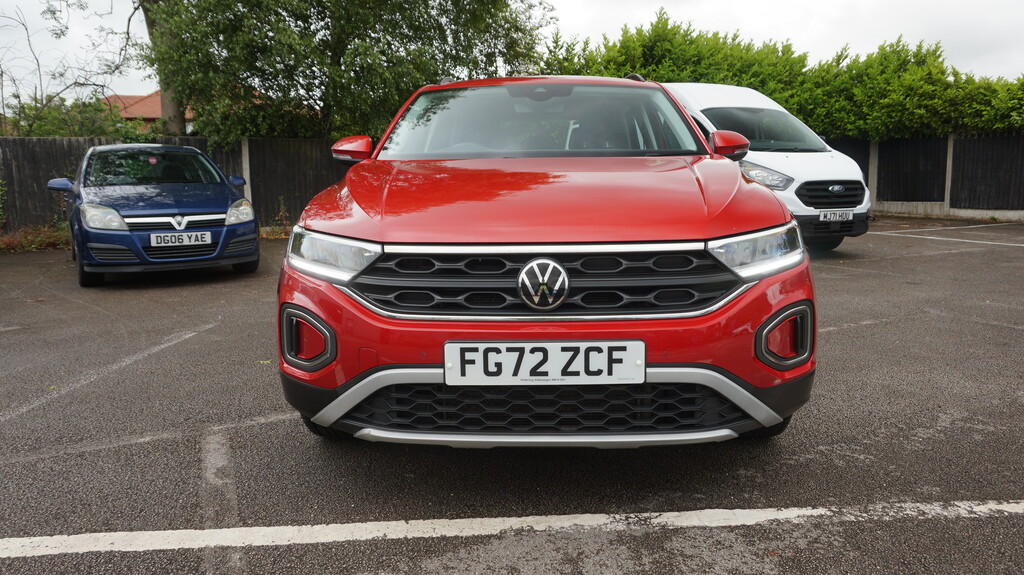 Volkswagen T-Roc 1.5 Tsi Life Dsg FG72ZCF #2