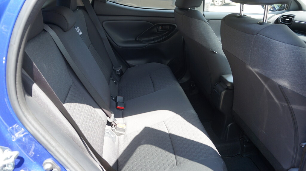 Toyota Yaris Hatchback Red #26