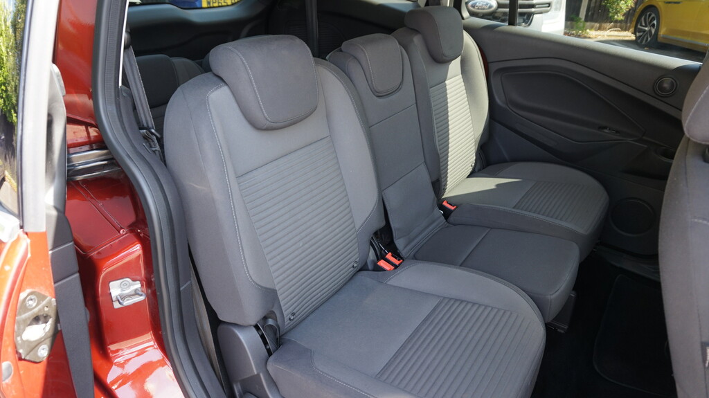 Ford Grand C-Max 1.6 Tdci Titanium Euro 5 Black #31