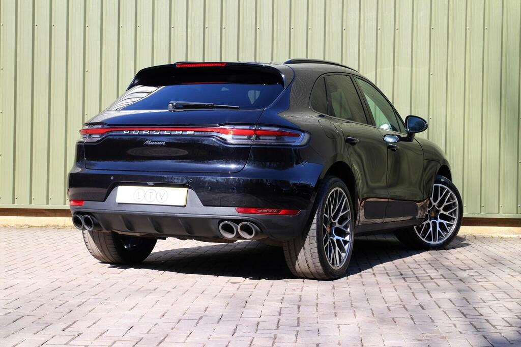 Porsche Macan 2.0T Pdk 4Wd Euro 6 Ss EN69CPV Black #6