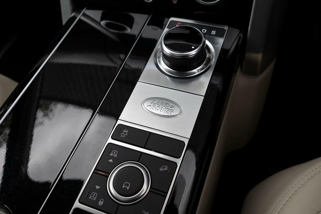 Land Rover Range Rover Westminster Black Red #60