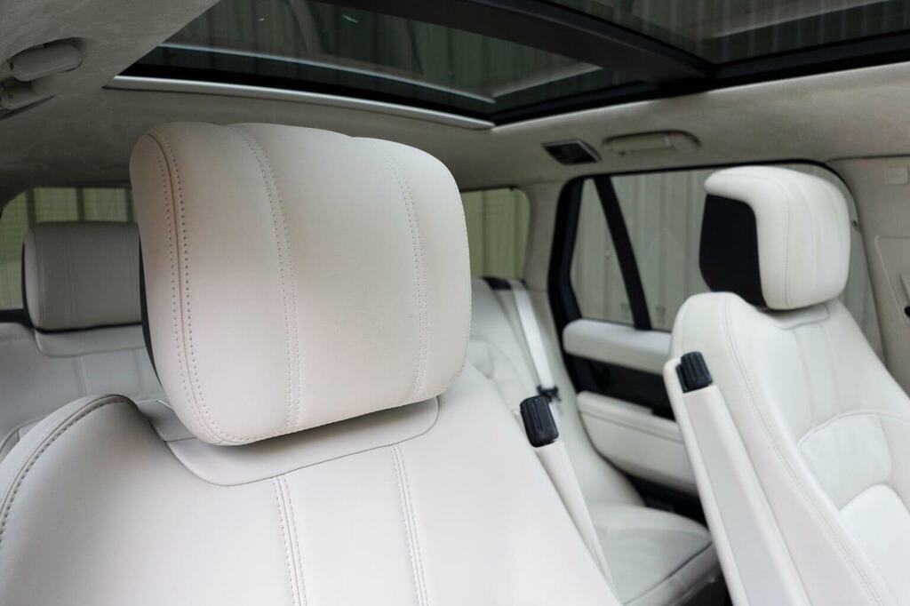 Land Rover Range Rover Westminster Black Red #48