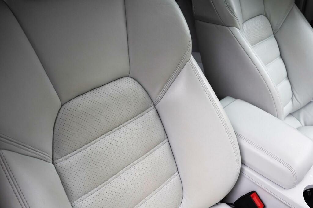 Porsche Macan Turbo Pdk  #143