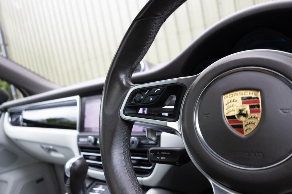 Porsche Macan Turbo Pdk  #49