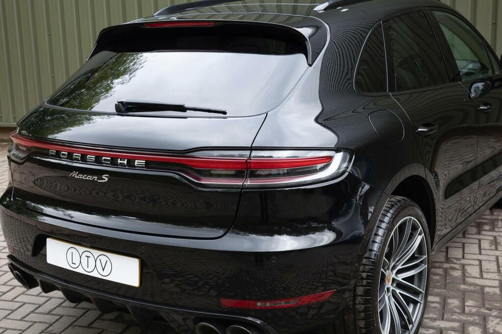 Porsche Macan Turbo Pdk  #163