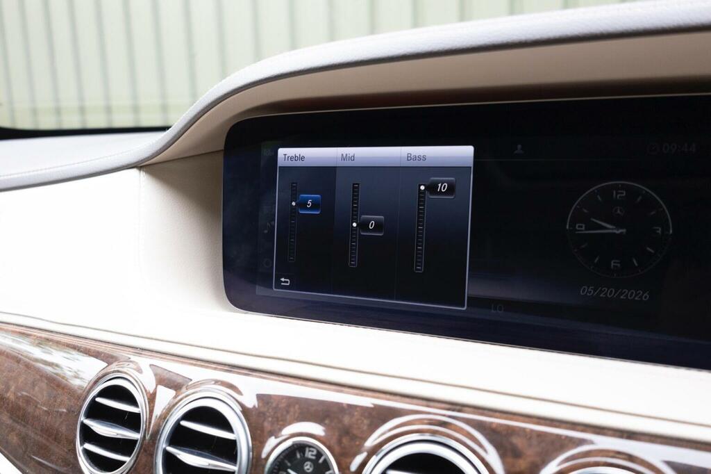 Mercedes-Benz S Class 3.0 S560le V6 Eq Power Amg Line Executive Saloon Black #41