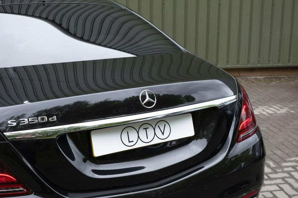 Mercedes-Benz S Class 3.0 S560le V6 Eq Power Amg Line Executive Saloon Black #152
