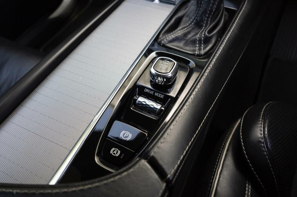 Volvo XC90 2.0 D5 Powerpulse R-design Suv 4Wd Grey #83