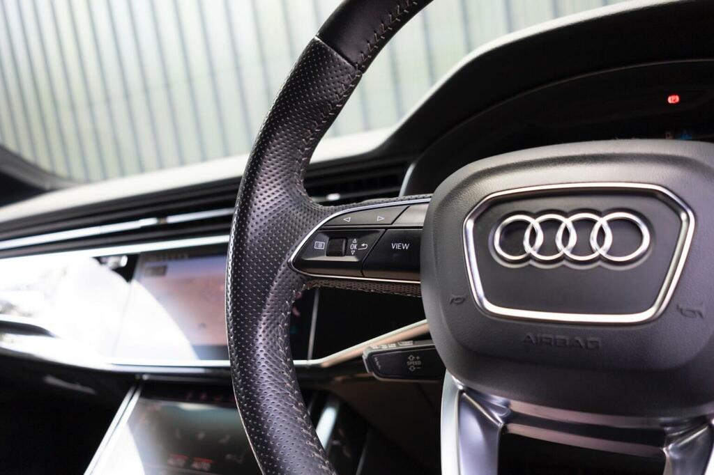 Audi SQ7 4L Vorsprung Black #124