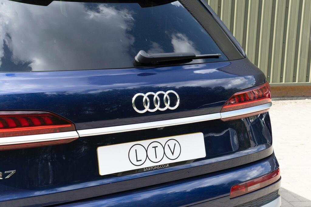 Audi SQ7 4L Vorsprung Black #157
