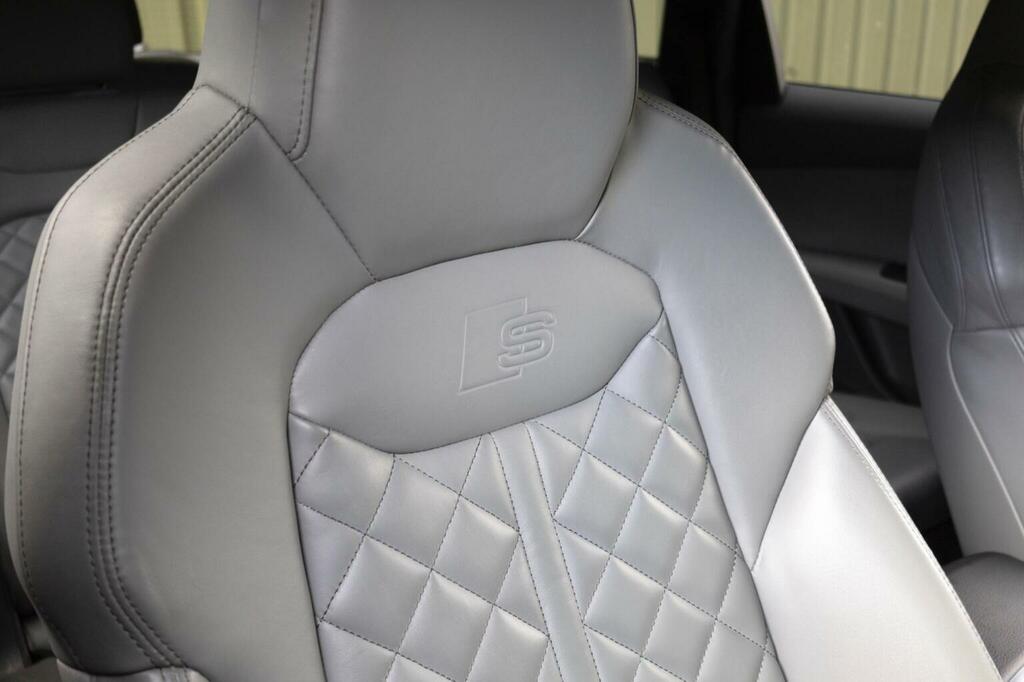 Audi SQ7 4L Vorsprung Black #131