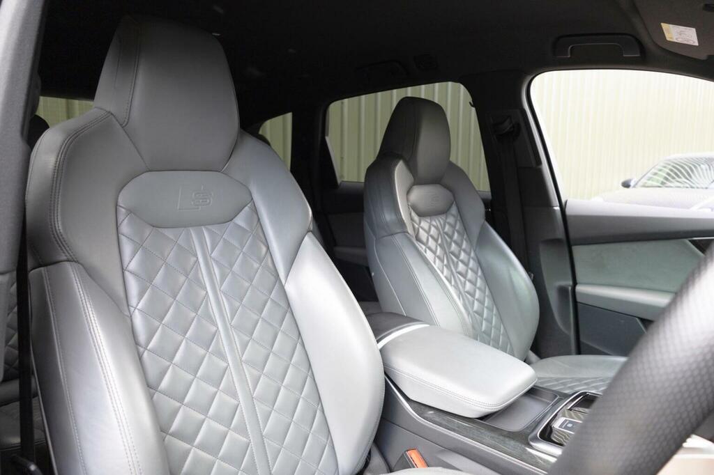 Audi SQ7 4L Vorsprung Black #13