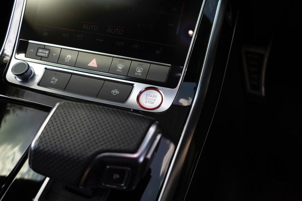 Audi SQ7 4L Vorsprung Black #116
