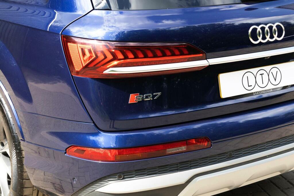 Audi SQ7 4L Vorsprung Black #78
