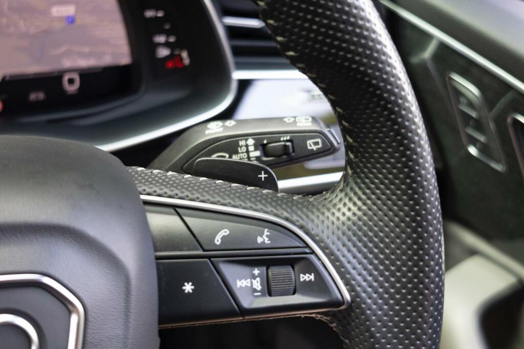 Audi SQ7 4L Vorsprung Black #47