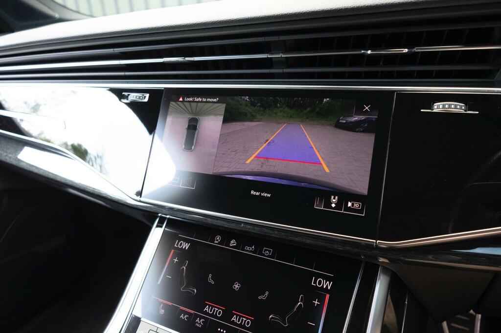 Audi SQ7 4L Vorsprung Black #95
