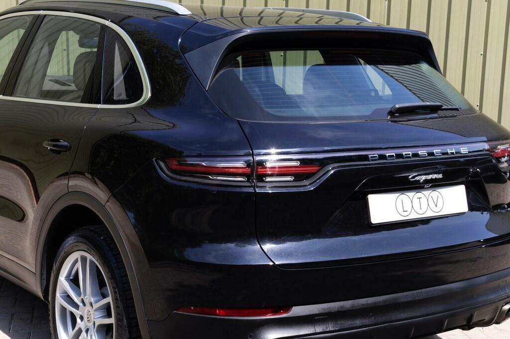 Porsche Cayenne Cayenne V8 T Black #141