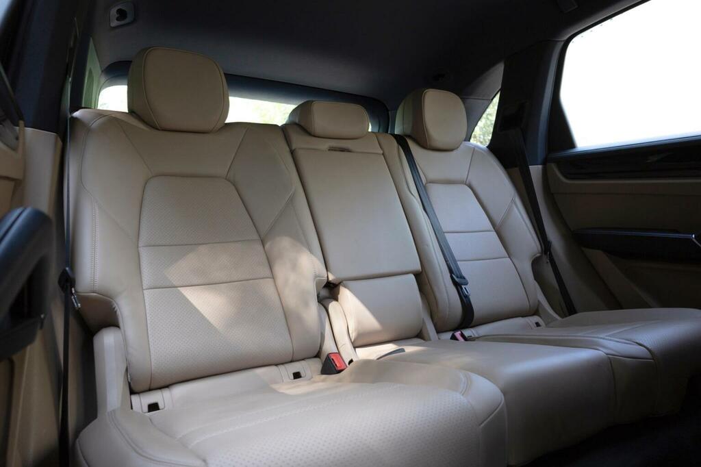 Porsche Cayenne Cayenne V8 T Black #15