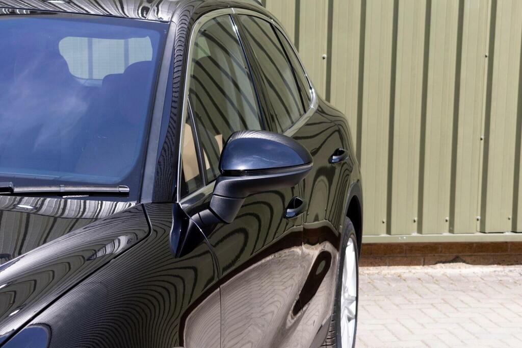 Porsche Cayenne Cayenne V8 T Black #140