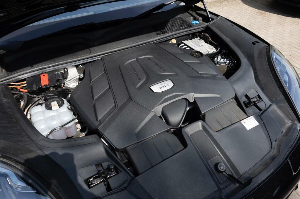 Porsche Cayenne Cayenne V8 T Black #10