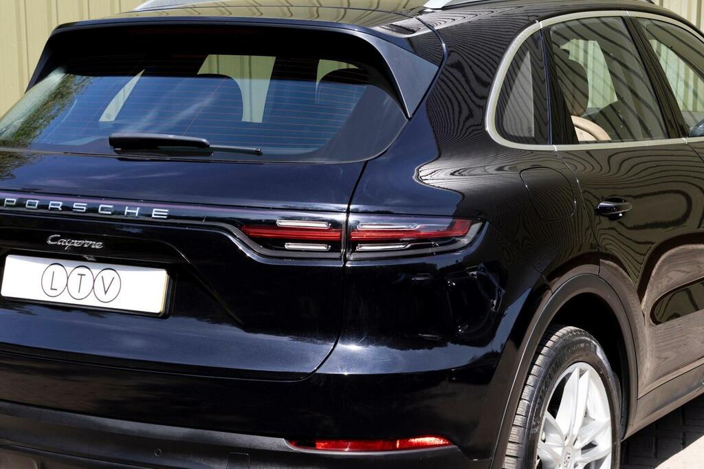 Porsche Cayenne Cayenne V8 T Black #143