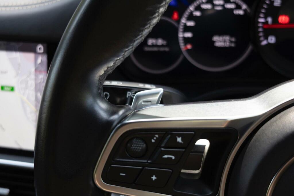 Porsche Cayenne Cayenne V8 T Black #115