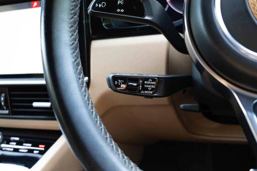 Porsche Cayenne Cayenne V8 T Black #44