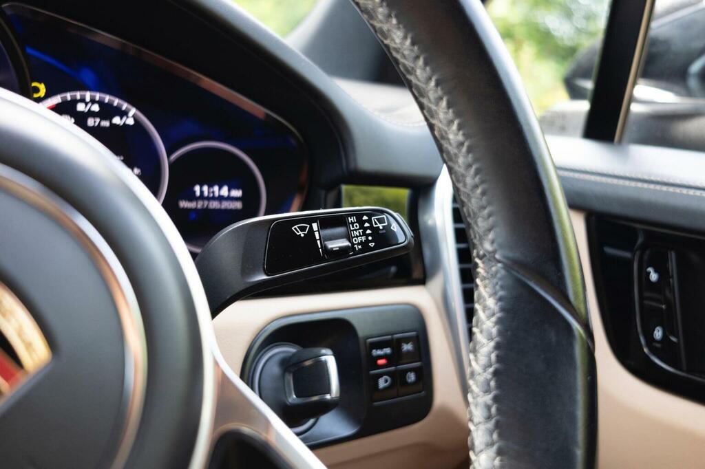 Porsche Cayenne Cayenne V8 T Black #47