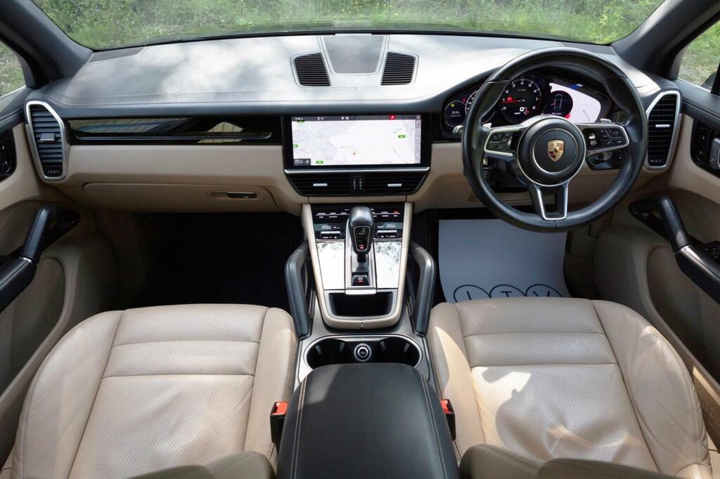 Porsche Cayenne Cayenne V8 T Black #88