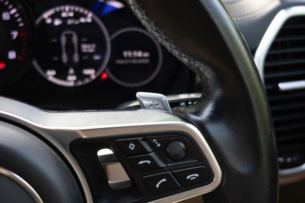 Porsche Cayenne Cayenne V8 T Black #42