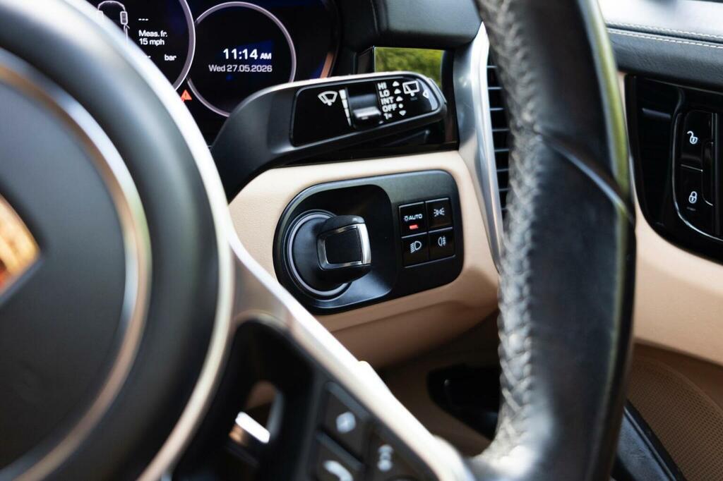 Porsche Cayenne Cayenne V8 T Black #60