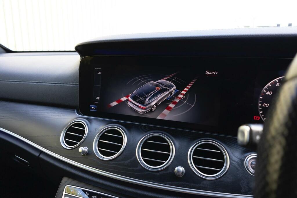 Mercedes-Benz E Class E350d Amg Line Edition Premium 9G-tronic Blue #50