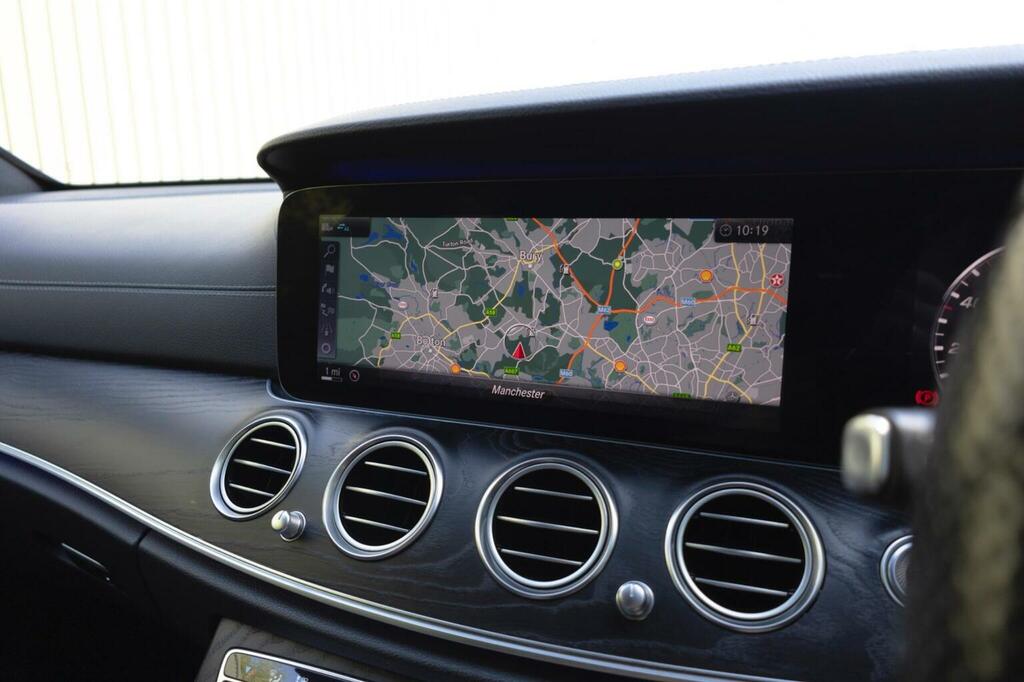 Mercedes-Benz E Class E350d Amg Line Edition Premium 9G-tronic Blue #34