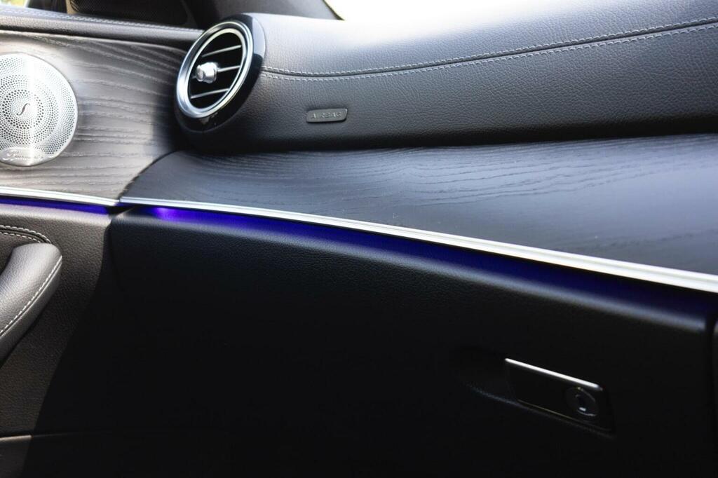 Mercedes-Benz E Class E350d Amg Line Edition Premium 9G-tronic Blue #40