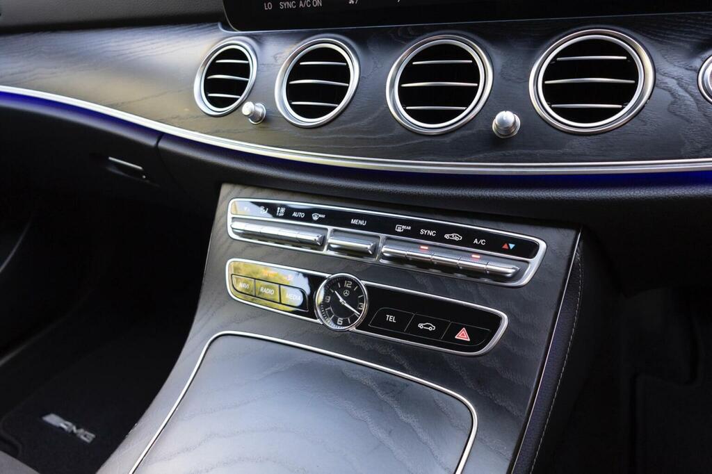 Mercedes-Benz E Class E350d Amg Line Edition Premium 9G-tronic Blue #99