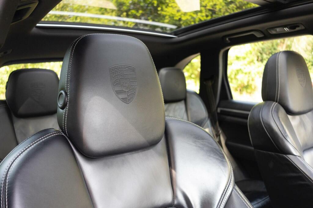 Porsche Cayenne 3.0 V6 E-hybrid Silver #140