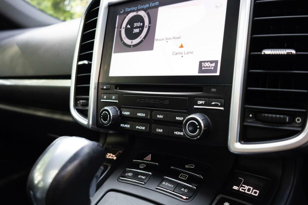 Porsche Cayenne 3.0 V6 E-hybrid Silver #41