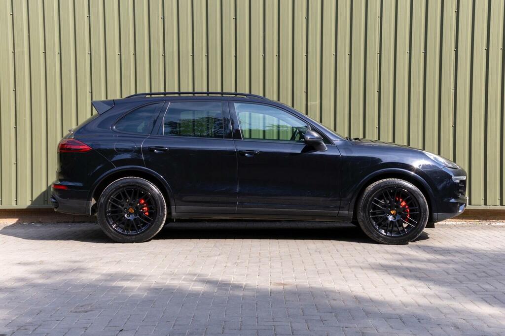 Porsche Cayenne 3.0 V6 E-hybrid Silver #8