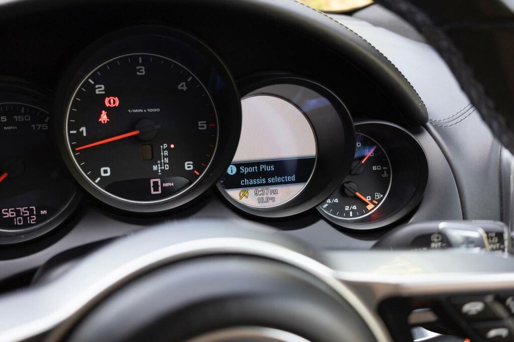 Porsche Cayenne 3.0 V6 E-hybrid Silver #104